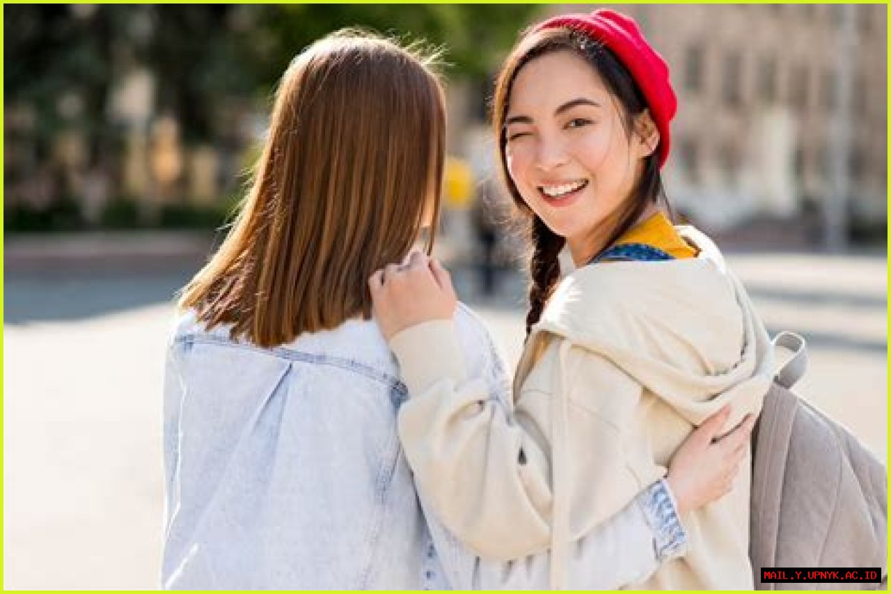 A Comprehensive Guide To His Girlfriend