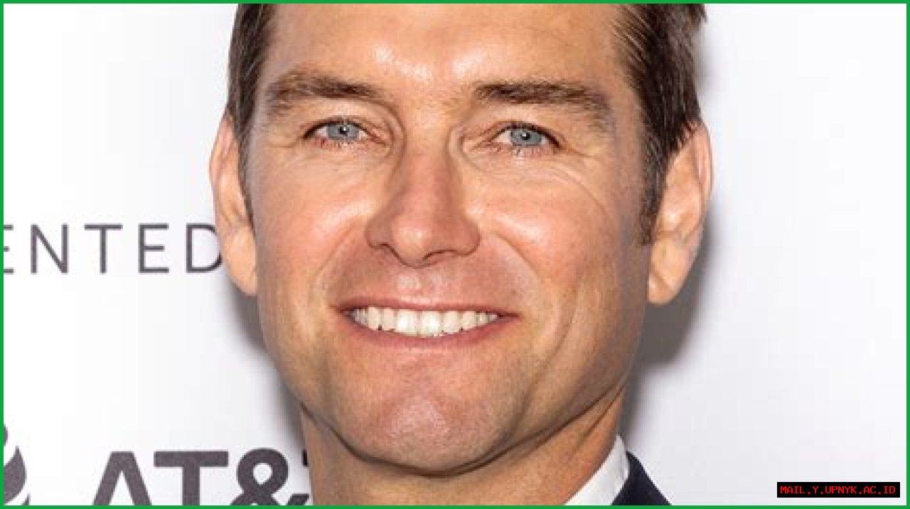 Antony Starr's Sexuality: Unraveling The Truth