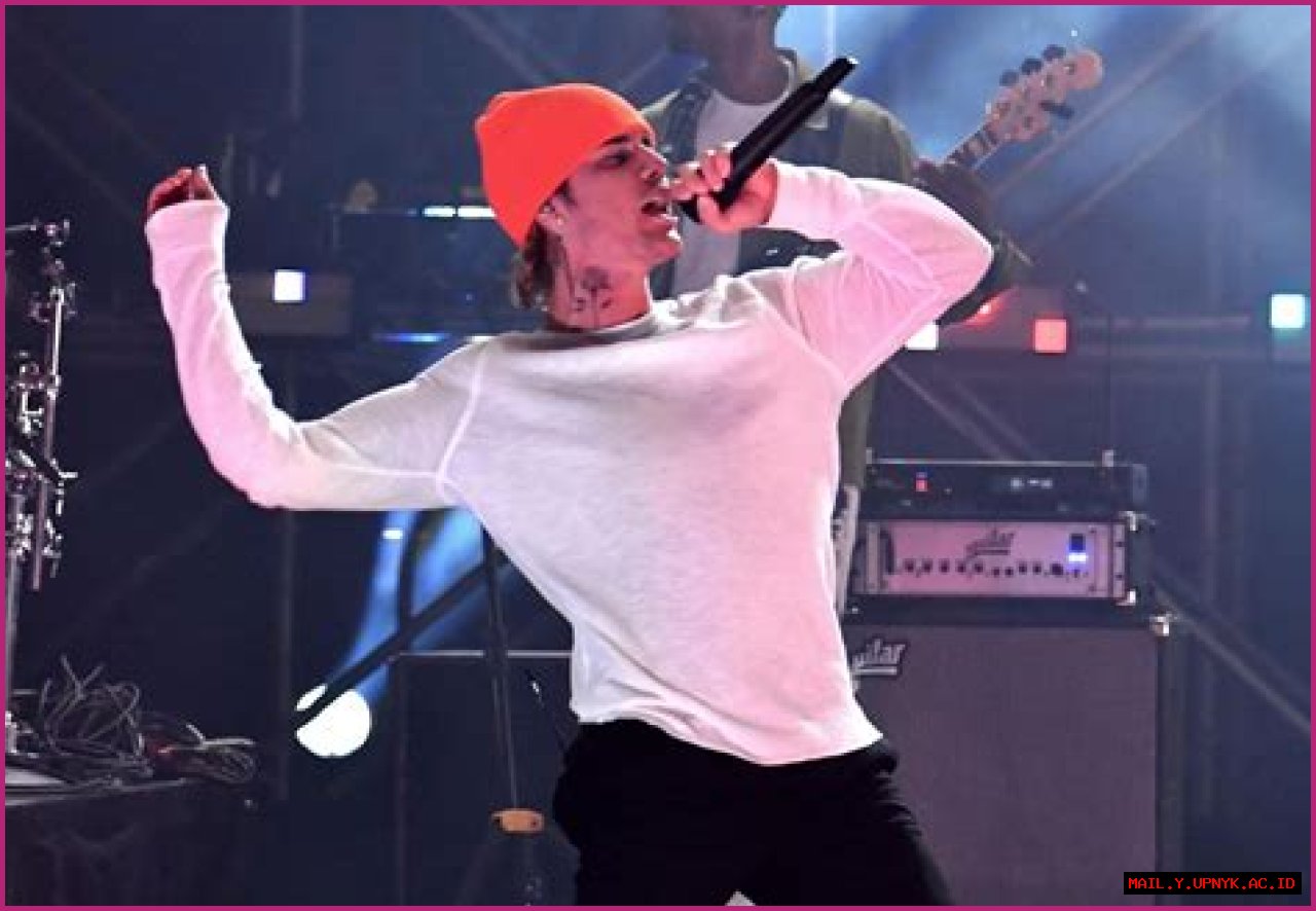 Discover The Collaborative Genius Of Justin Bieber: Unforgettable Feats