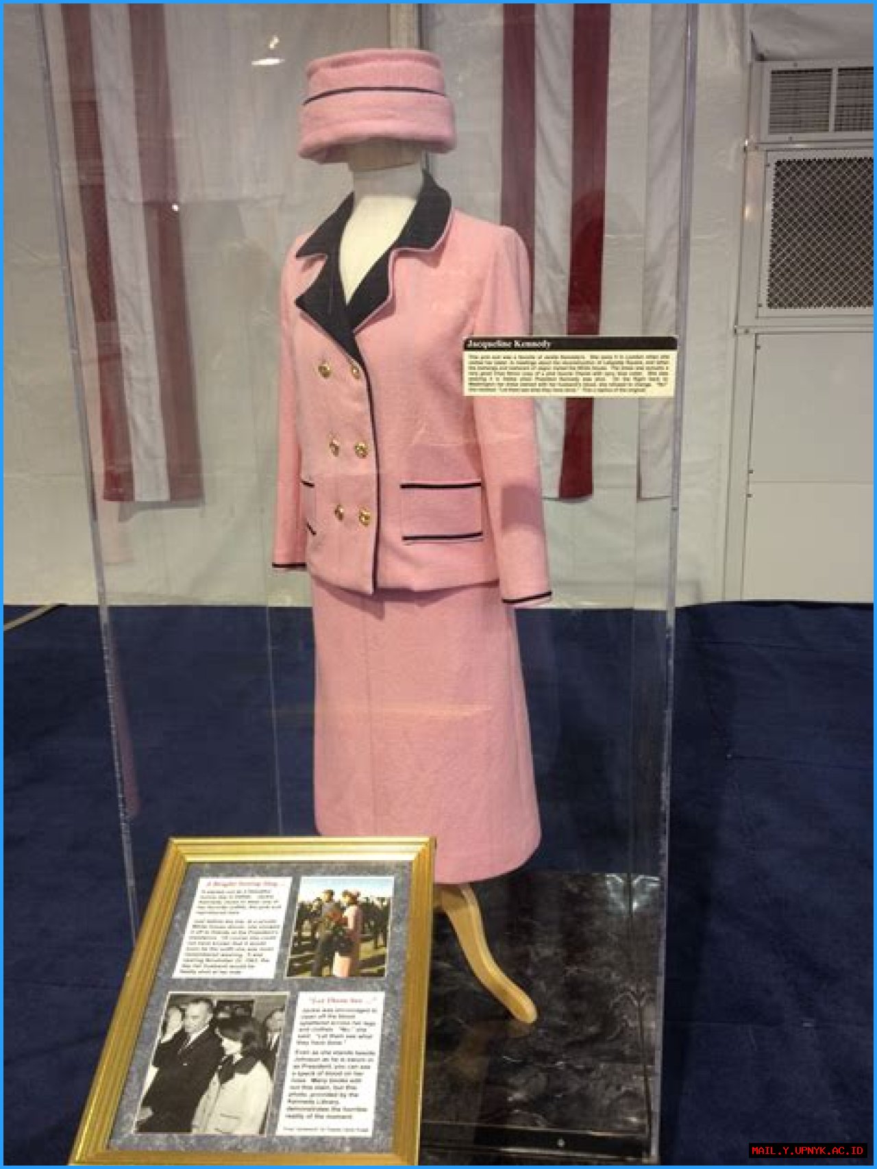 Jackie O's Pink Outfit: Iconic Fashion That Inspired A Generation