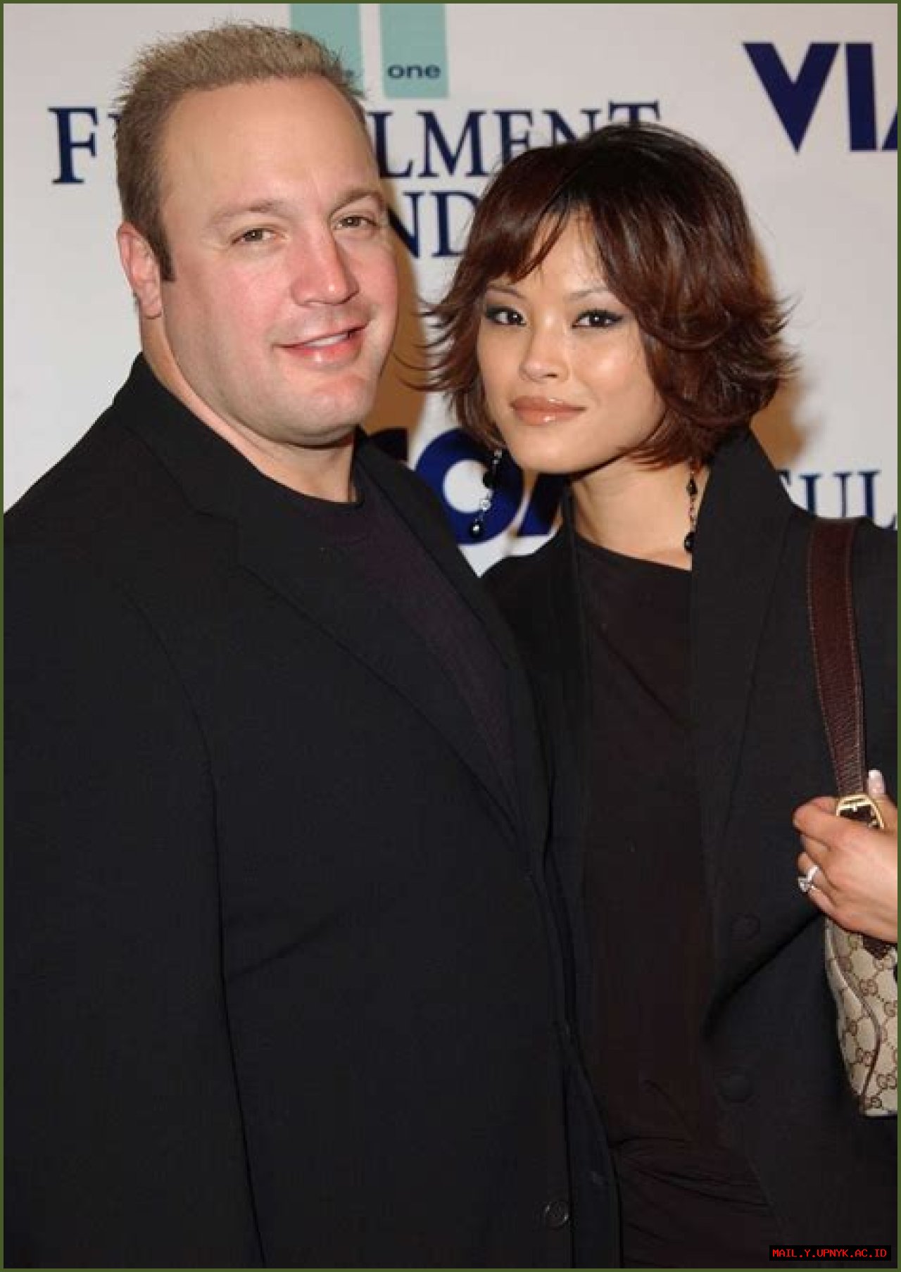 Kevin James' Wife: All You Need To Know
