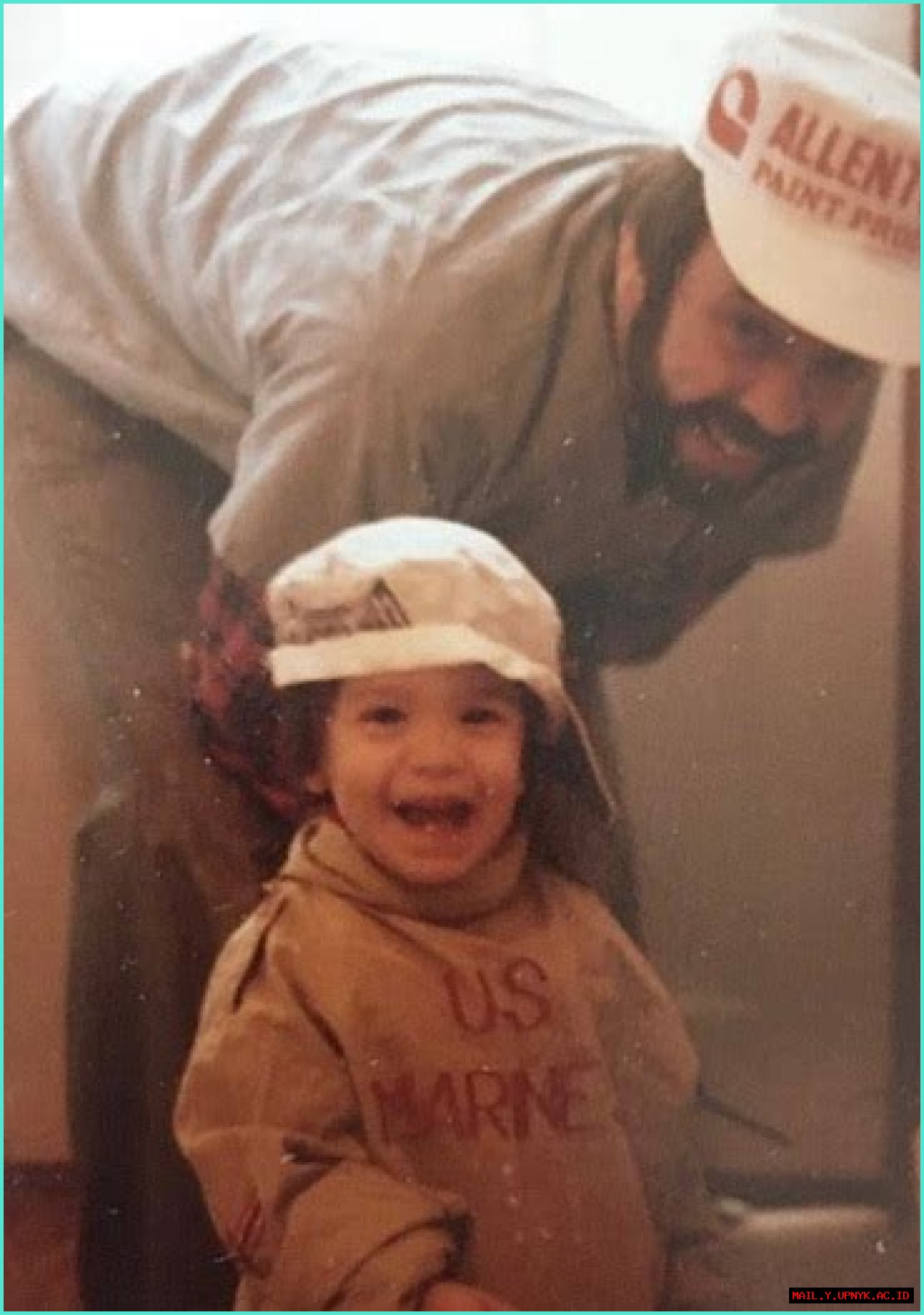 Uncover The Lineage Of Justin Long: Meet His Parents, R. James Long And Wendy Long