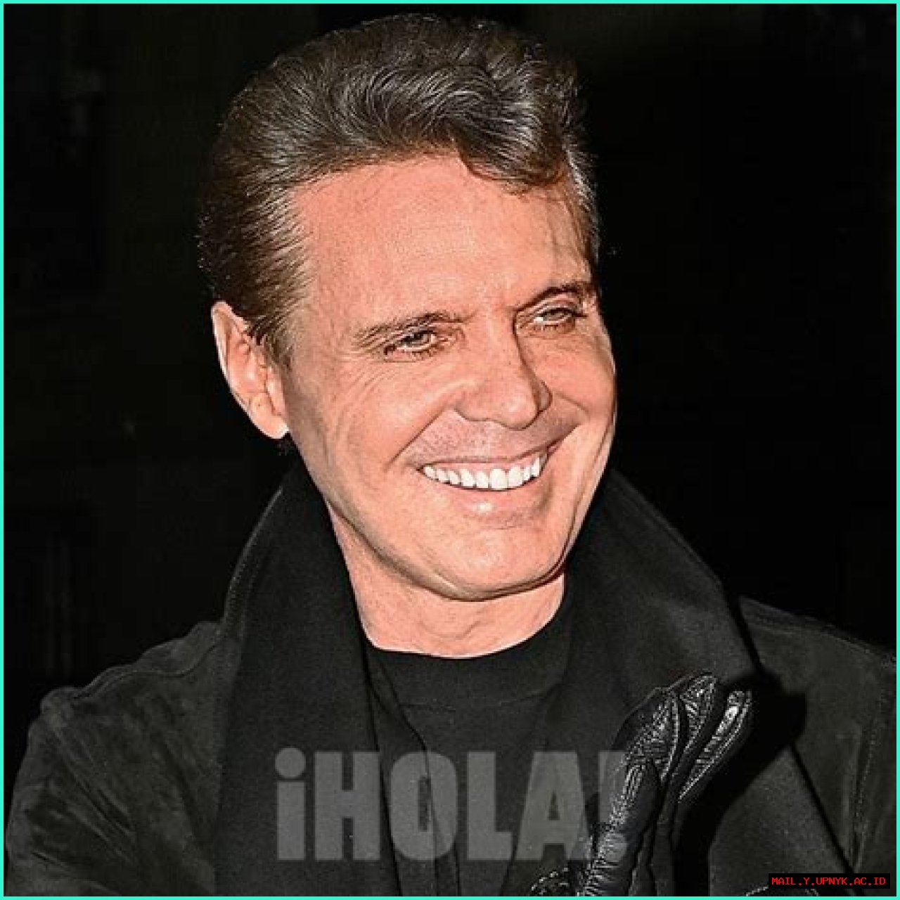 Unveiling The Height Of A Legend: Estatura Luis Miguel Cantante